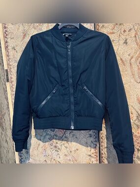 Athleta Northstar PrimaLoft Bomber Jacket Size XS Black